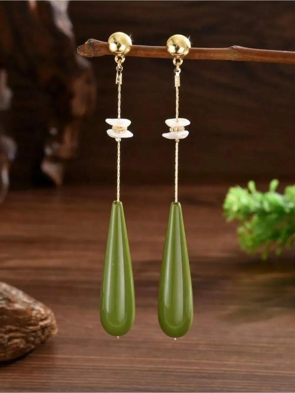 Olive Drop Earrings N1489